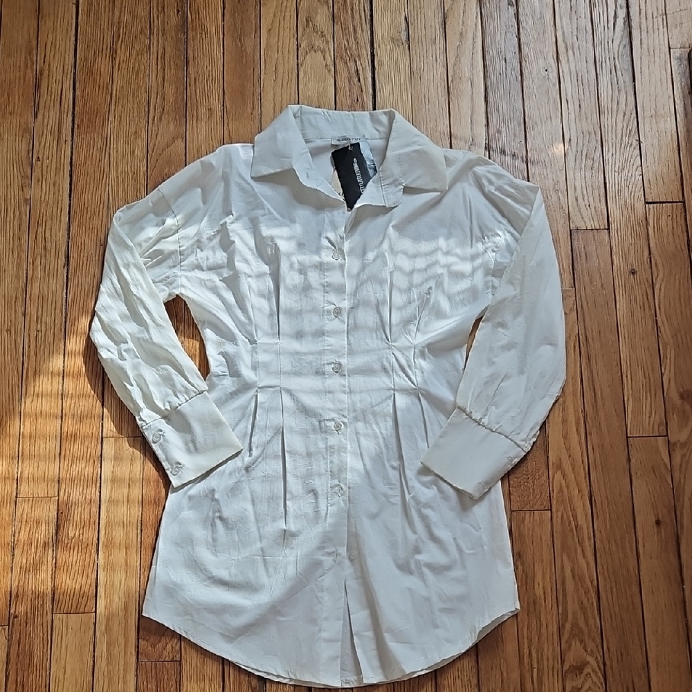 Pretty Little Thing White Button-Up Shirt